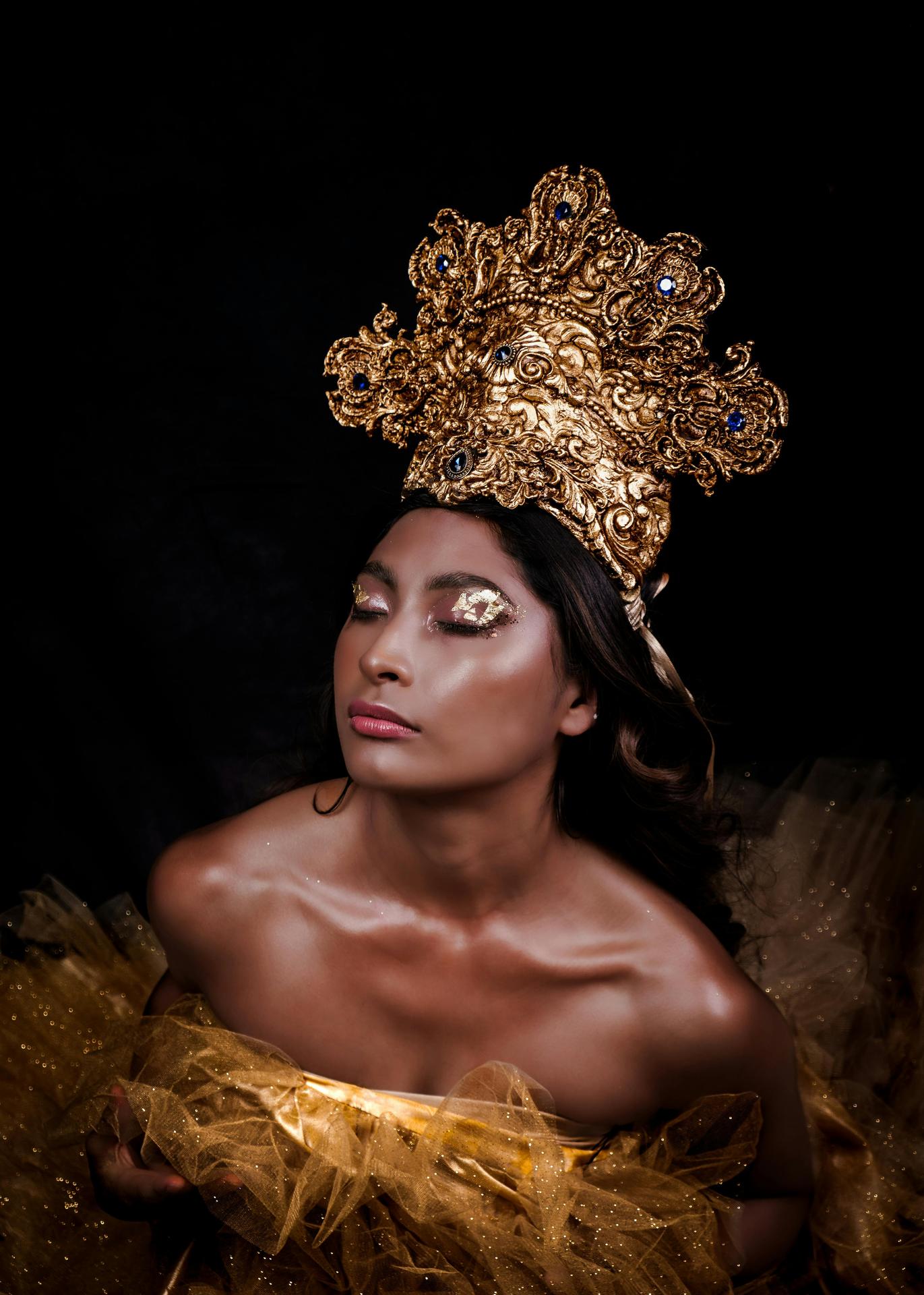 Dramatic studio portrait — portrait photography