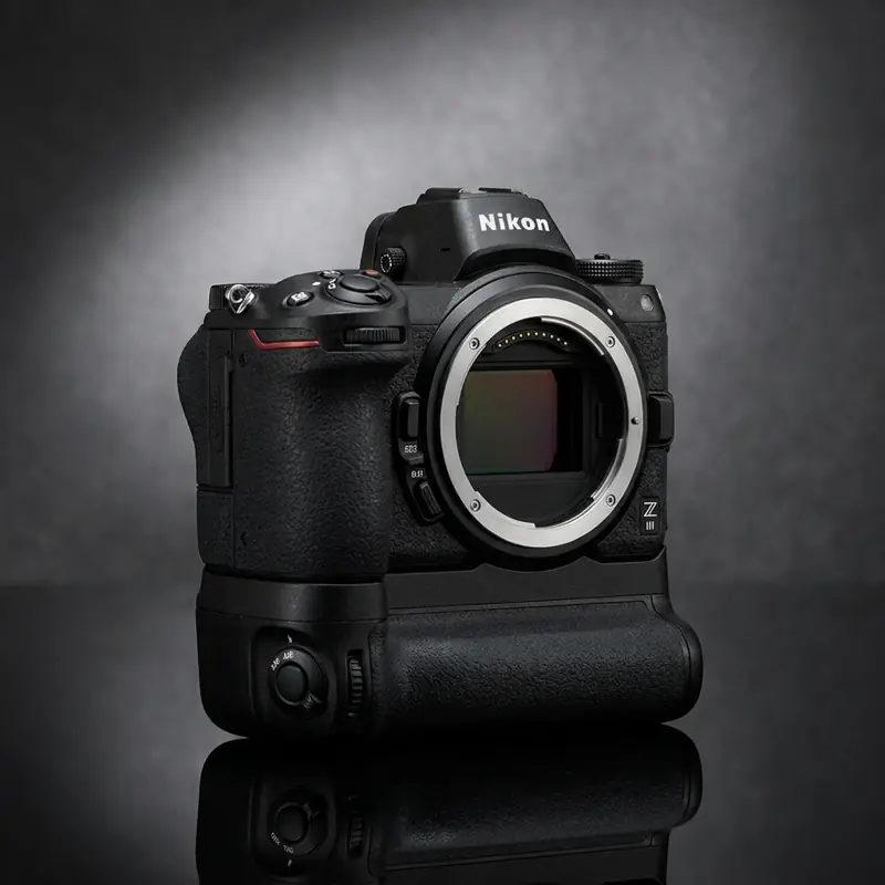 Nikon Z6 III product photo